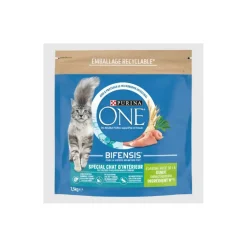 Purina ONE Croquettes pour Chat d'Intérieur à la Dinde et aux Céréales 1,5 kg